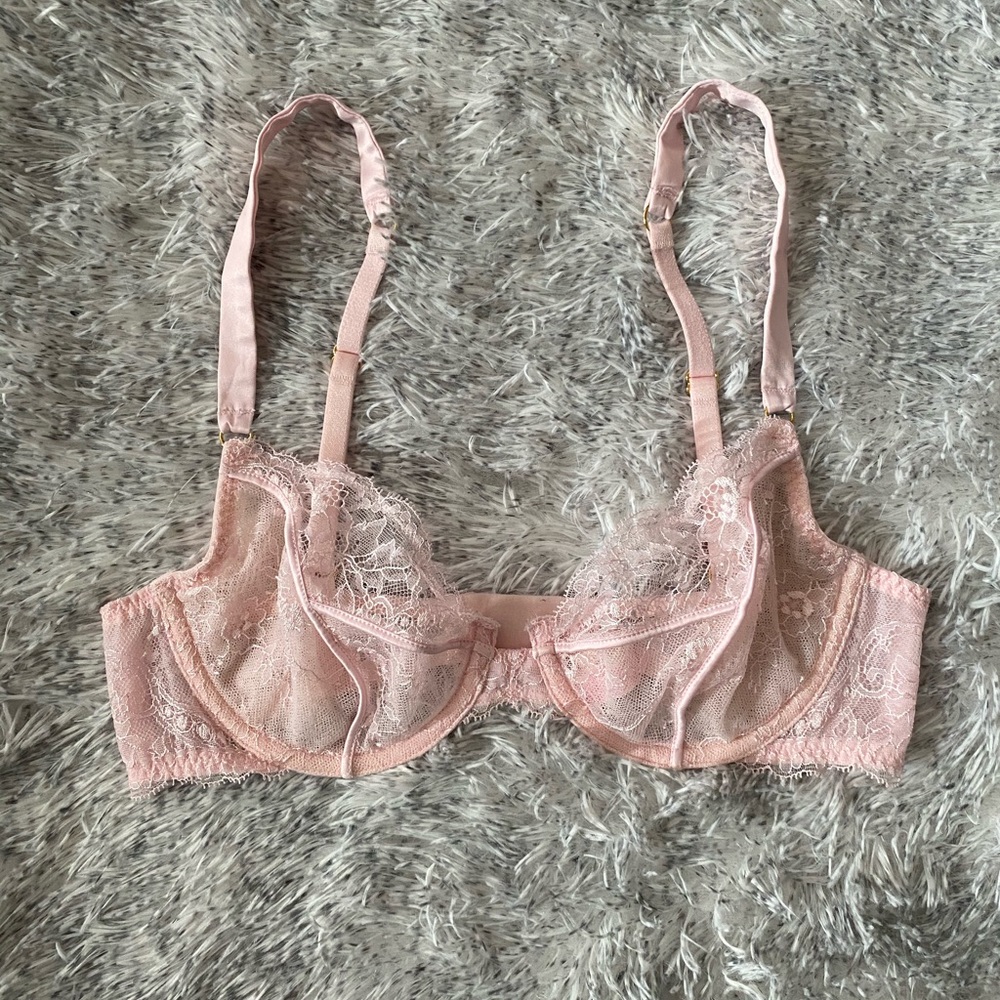 Victoria’s Secret pink lace underwire bra
